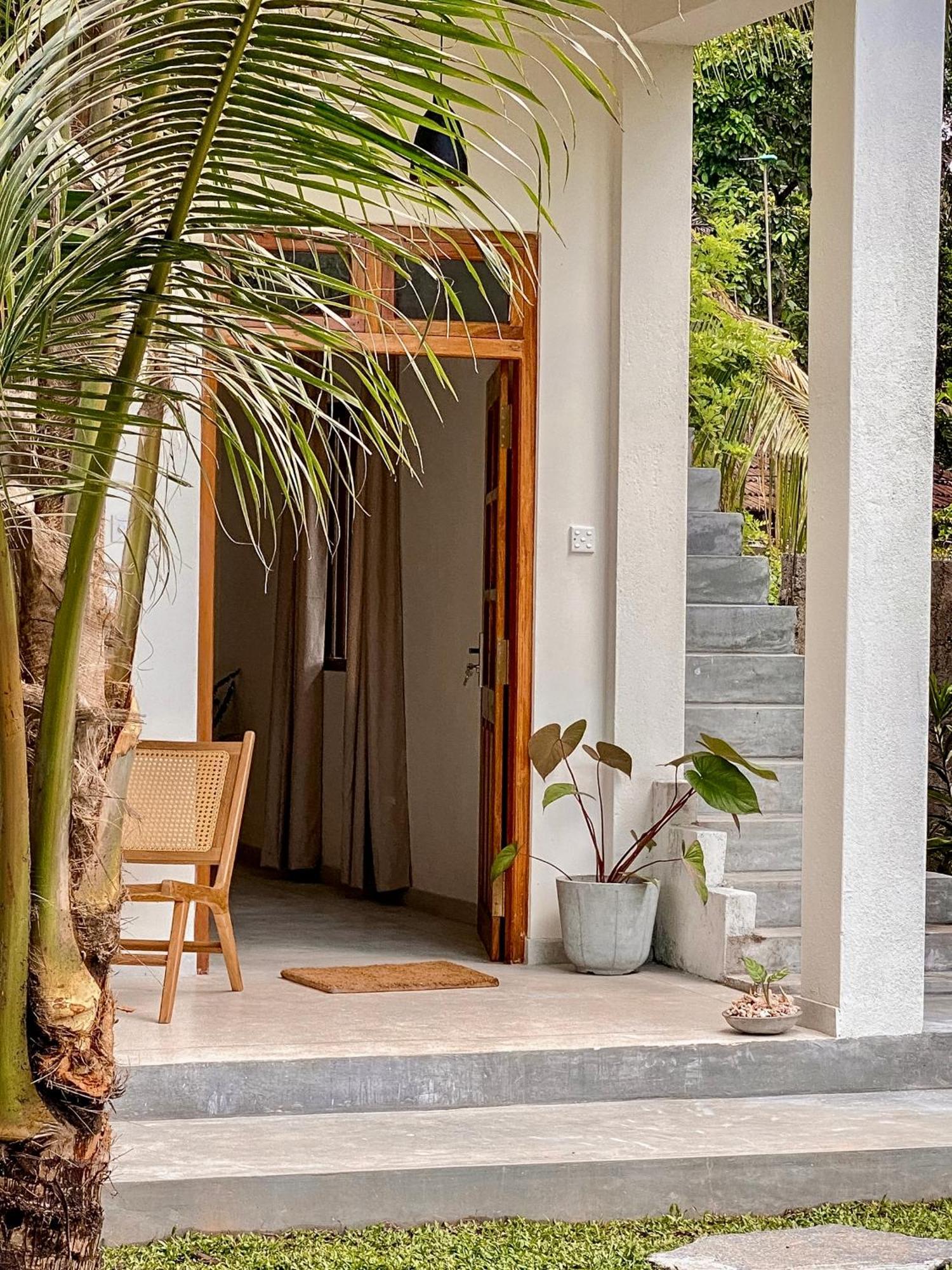 The Palm Private Cottages Midigama Kelet Kültér fotó