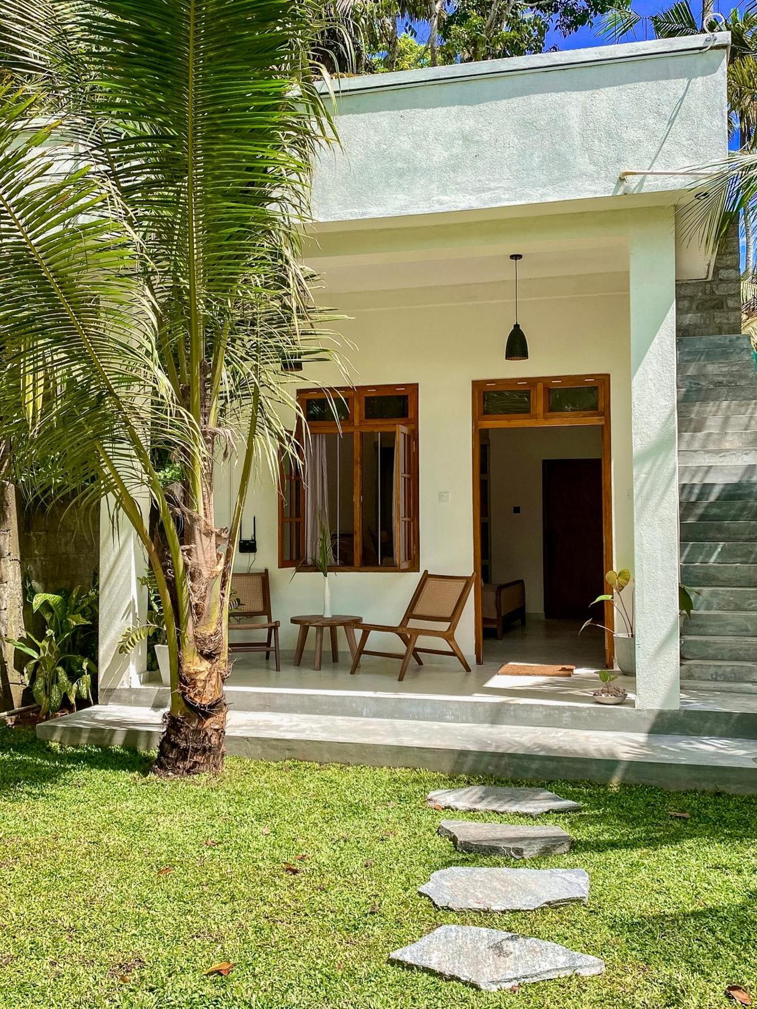 The Palm Private Cottages Midigama Kelet Kültér fotó